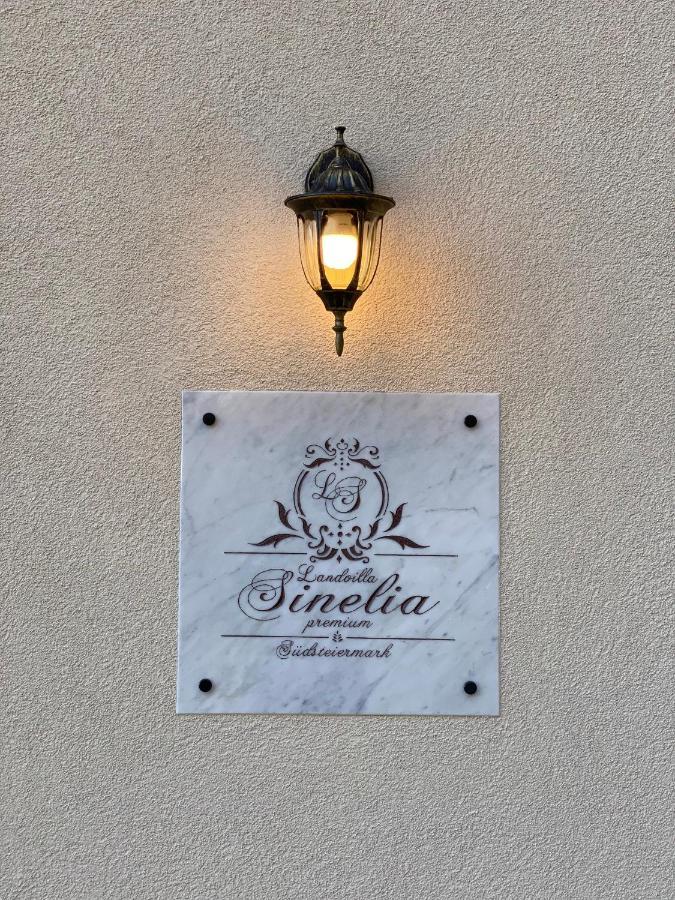 Landvilla Sinelia premium Dietersdorf am Gnasbach Esterno foto